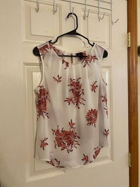 Worthington White Sleeveless Camisole with Coral Floral Print